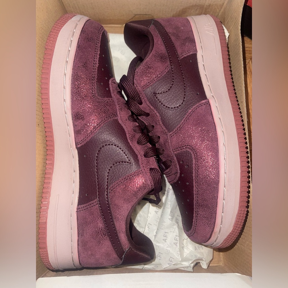 Nike Women's Burgundy Sneakers